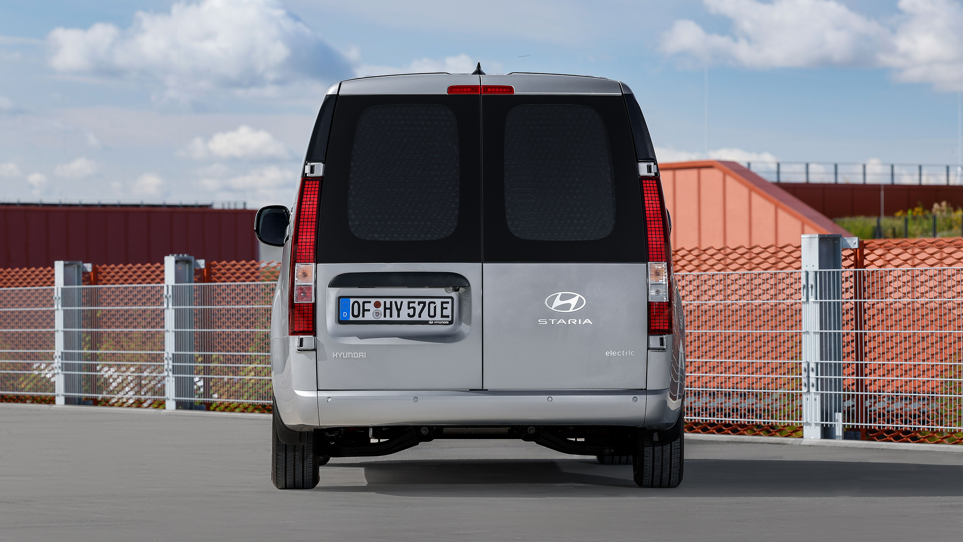New Hyundai Staria Cargo - rear end