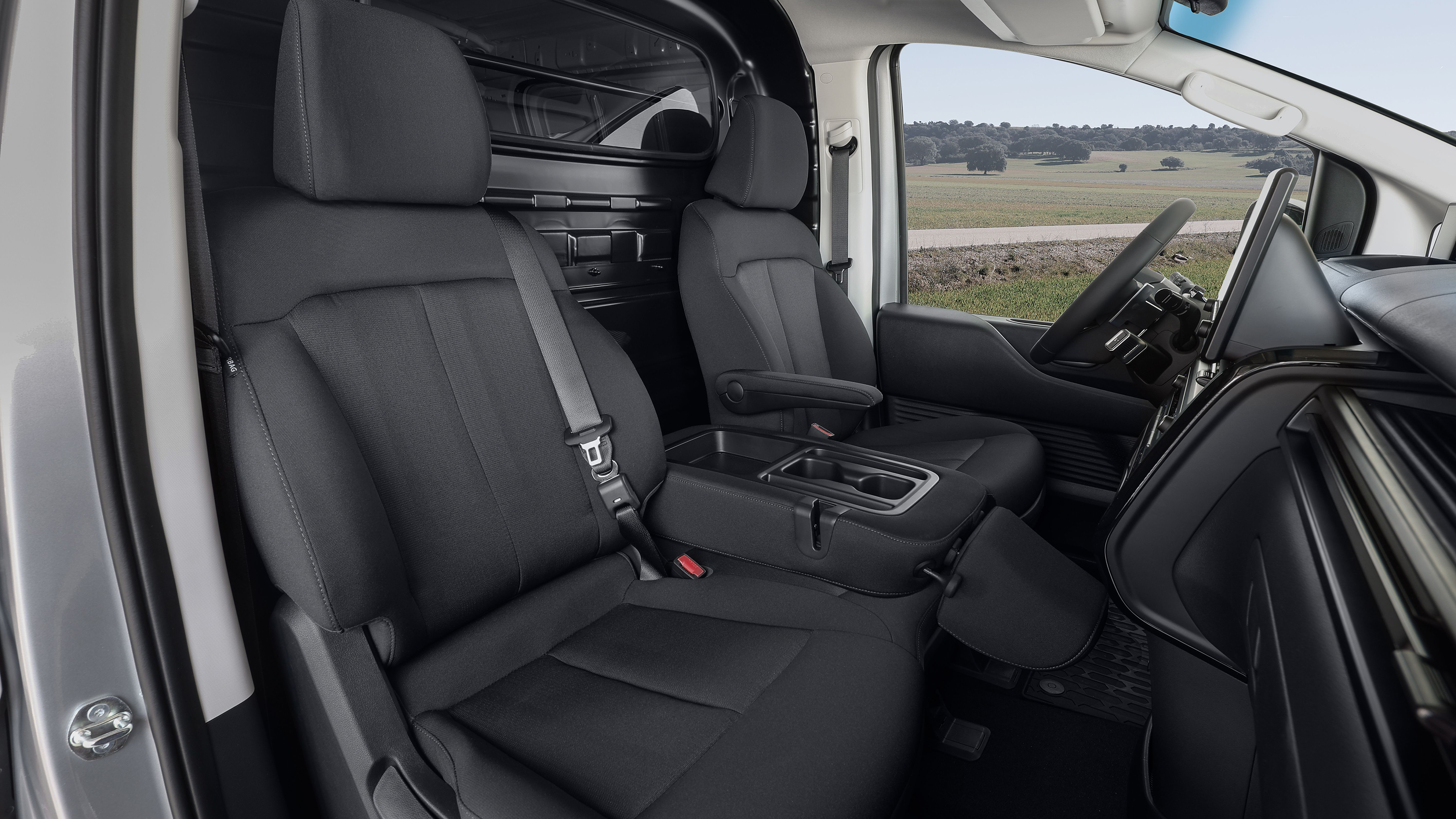 New Hyundai Staria Cargo - seats