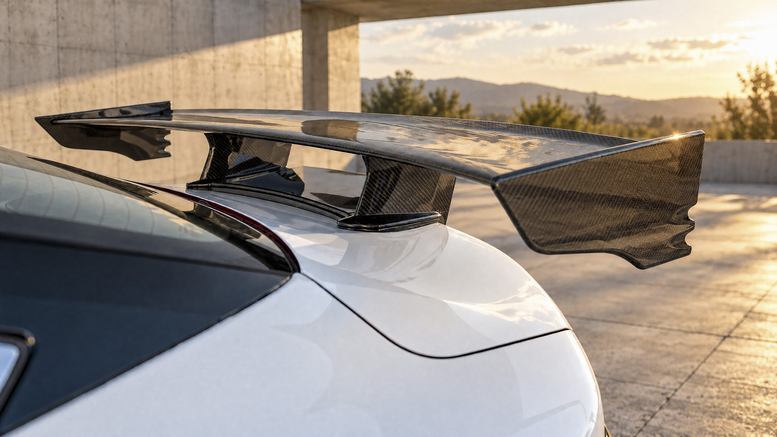 New Nissan Sentra Spec-V Concept - rear spoiler