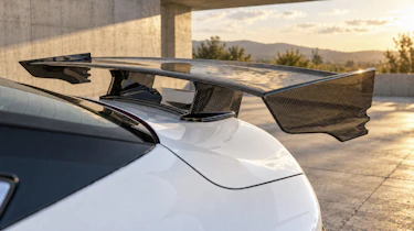 New Nissan Sentra Spec-V Concept - rear spoiler
