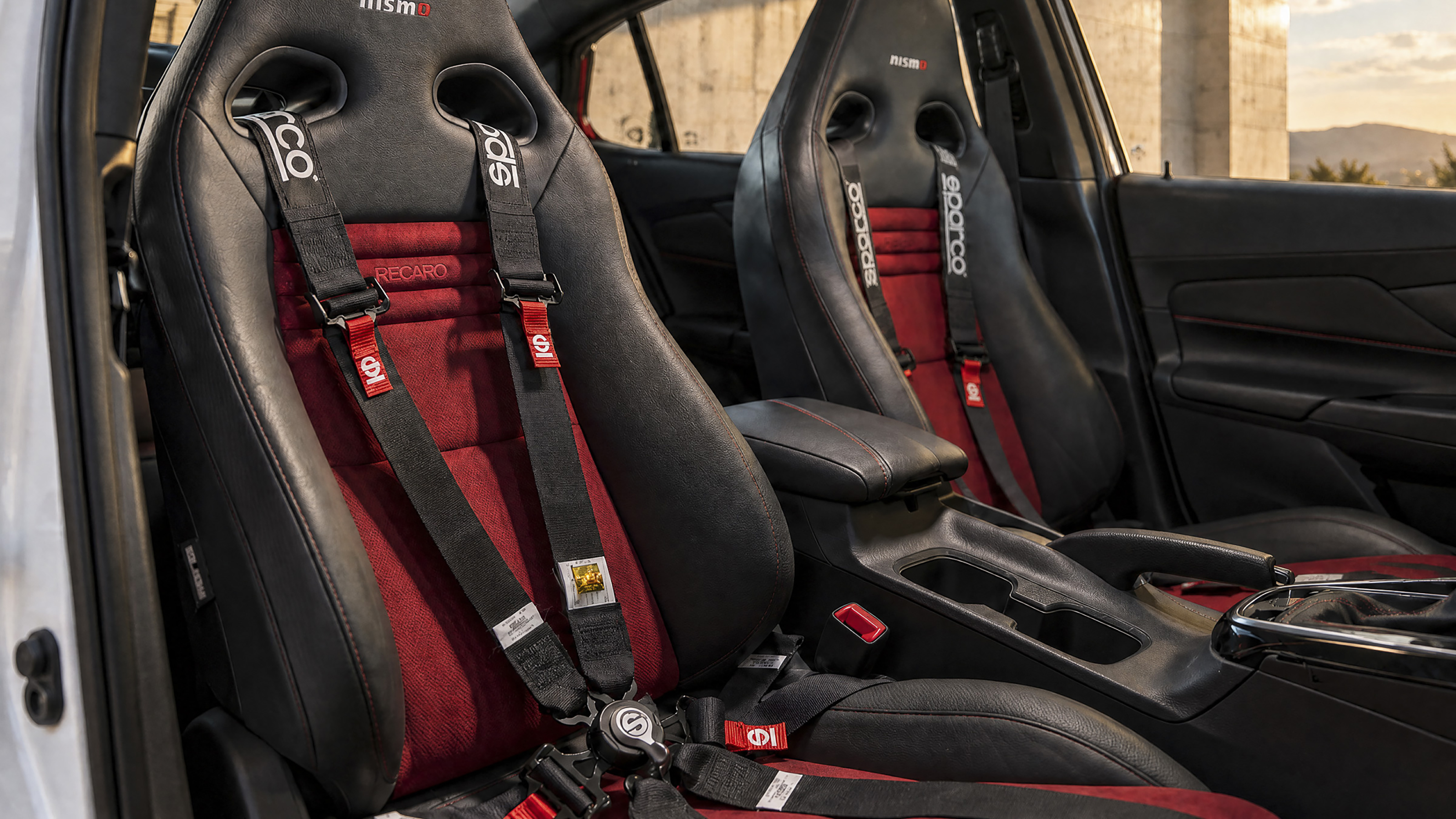 New Nissan Sentra Spec-V Concept - seats