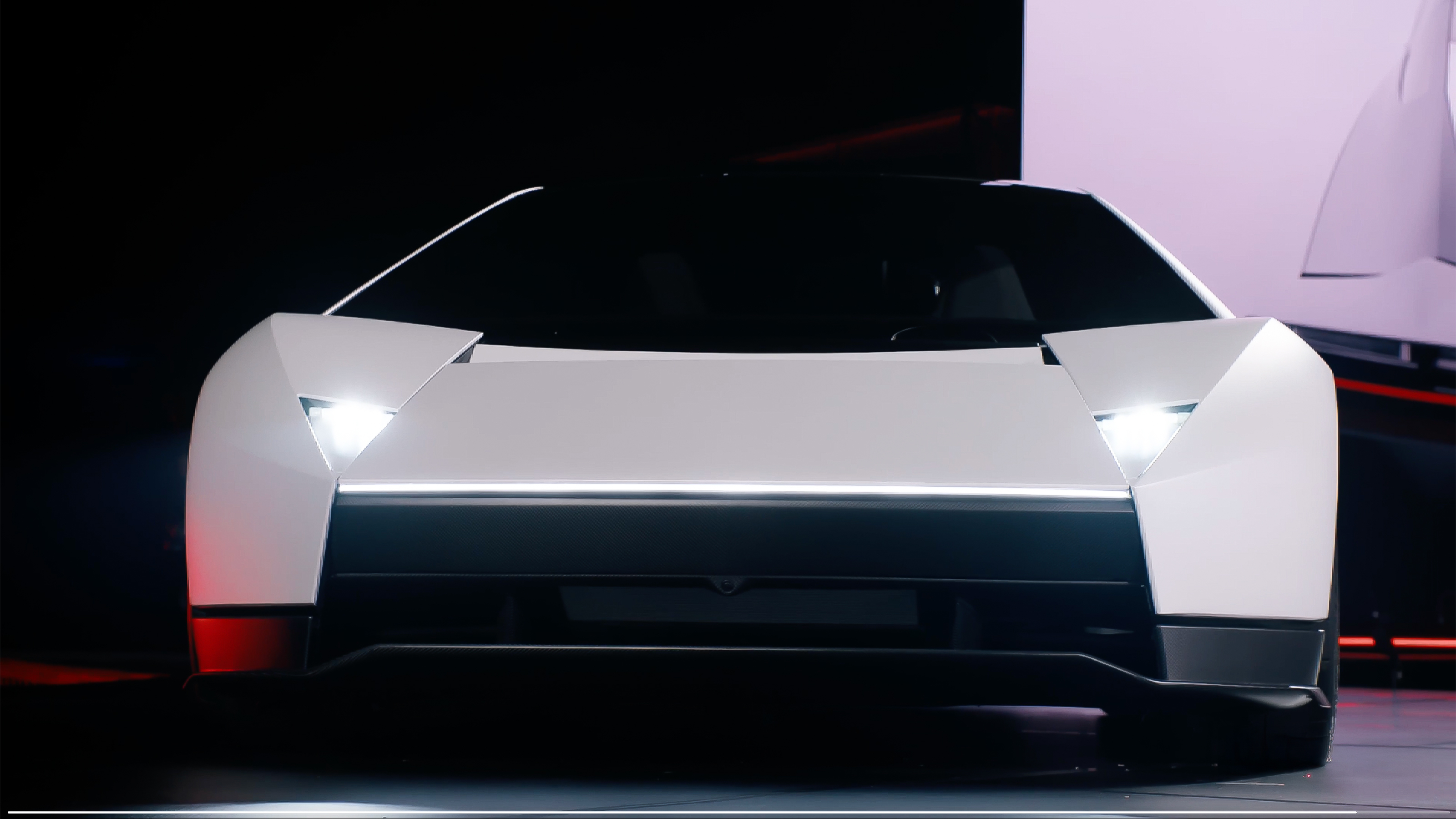 New Tesla Roadster reveal - front 