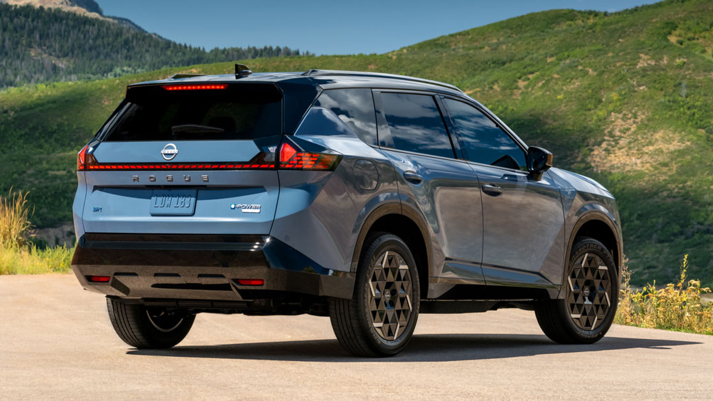 Nissan X-Trail - rear static