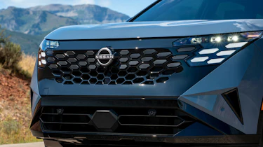 Nissan X-Trail - grille