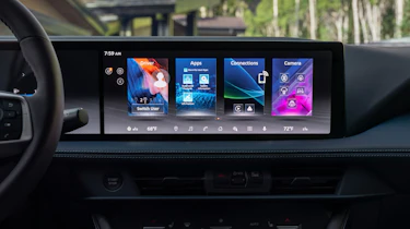 Nissan X-Trail - screen