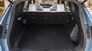 Nissan X-Trail - boot