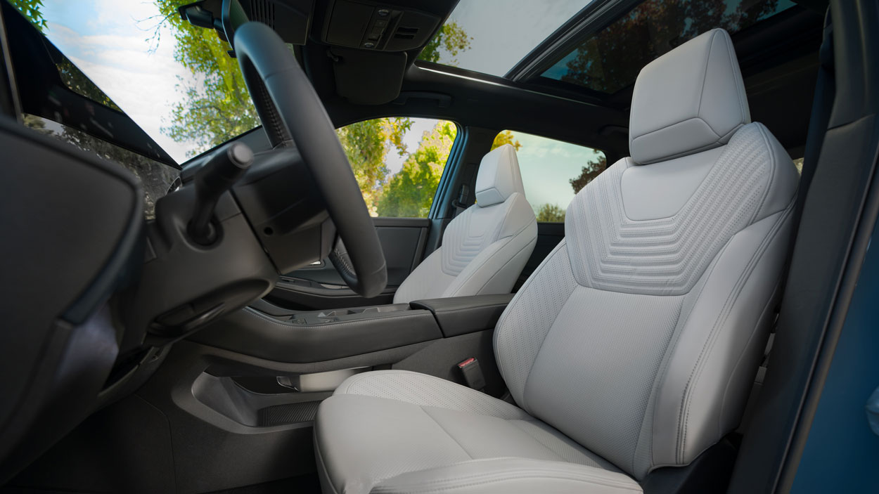 Nissan X-Trail - front seats
