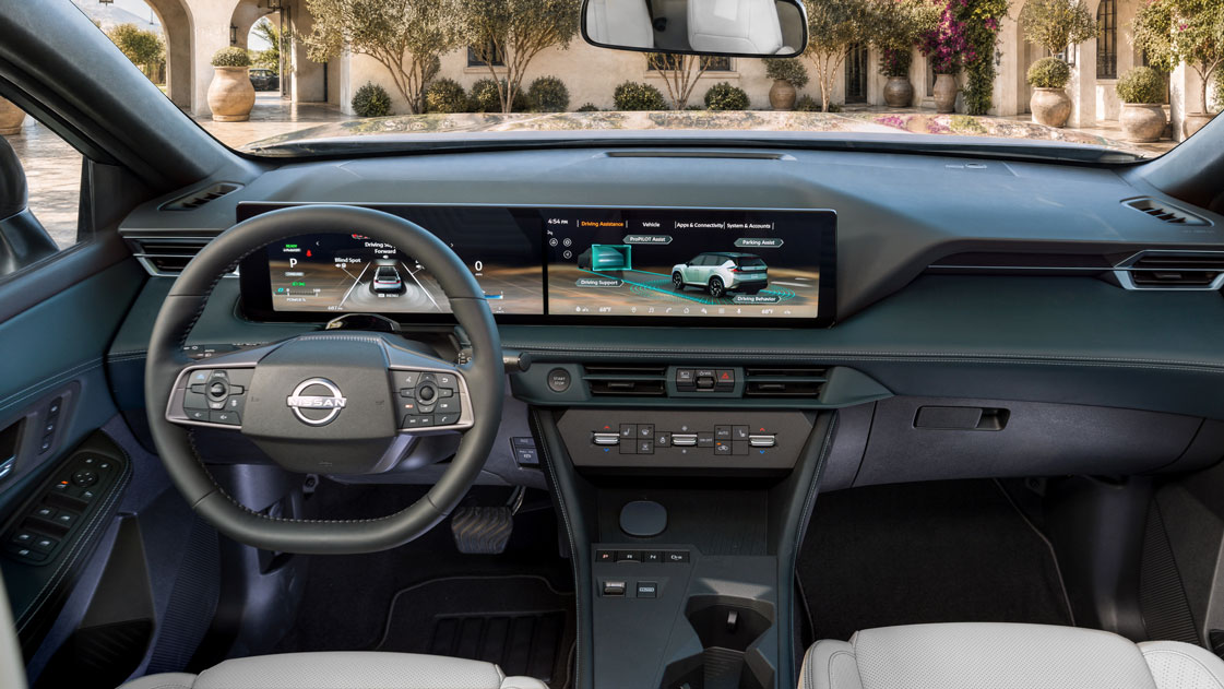 Nissan X-Trail - cabin