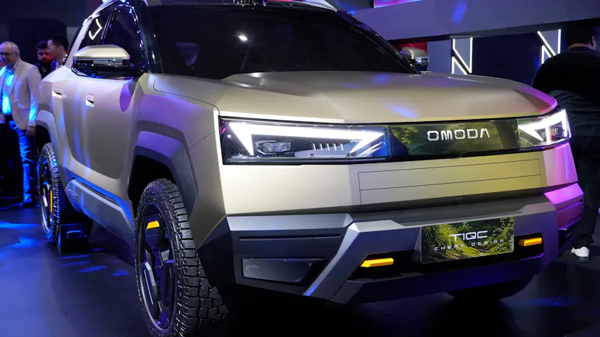 Chinese Lamborghini LM002? New Omoda X debuts as new off-road model