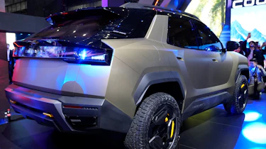 Omoda X - rear 3/4