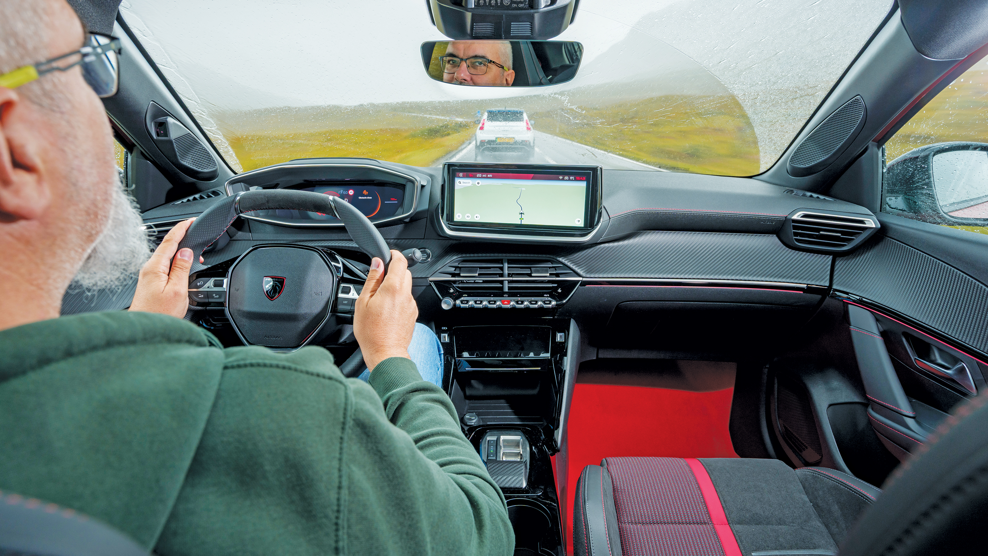 Peugeot E-208 GTi - driving
