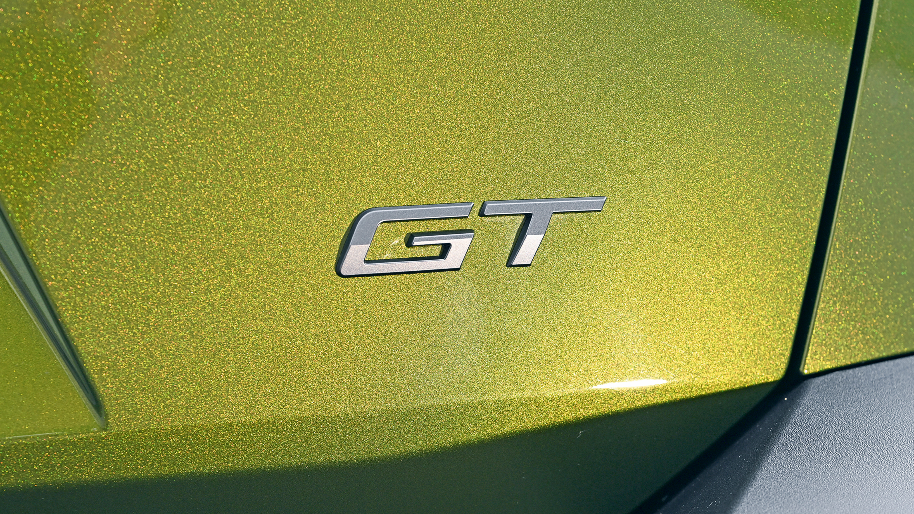 Peugeot E-408 - GT badge