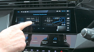 Peugeot E-408 - infotainment