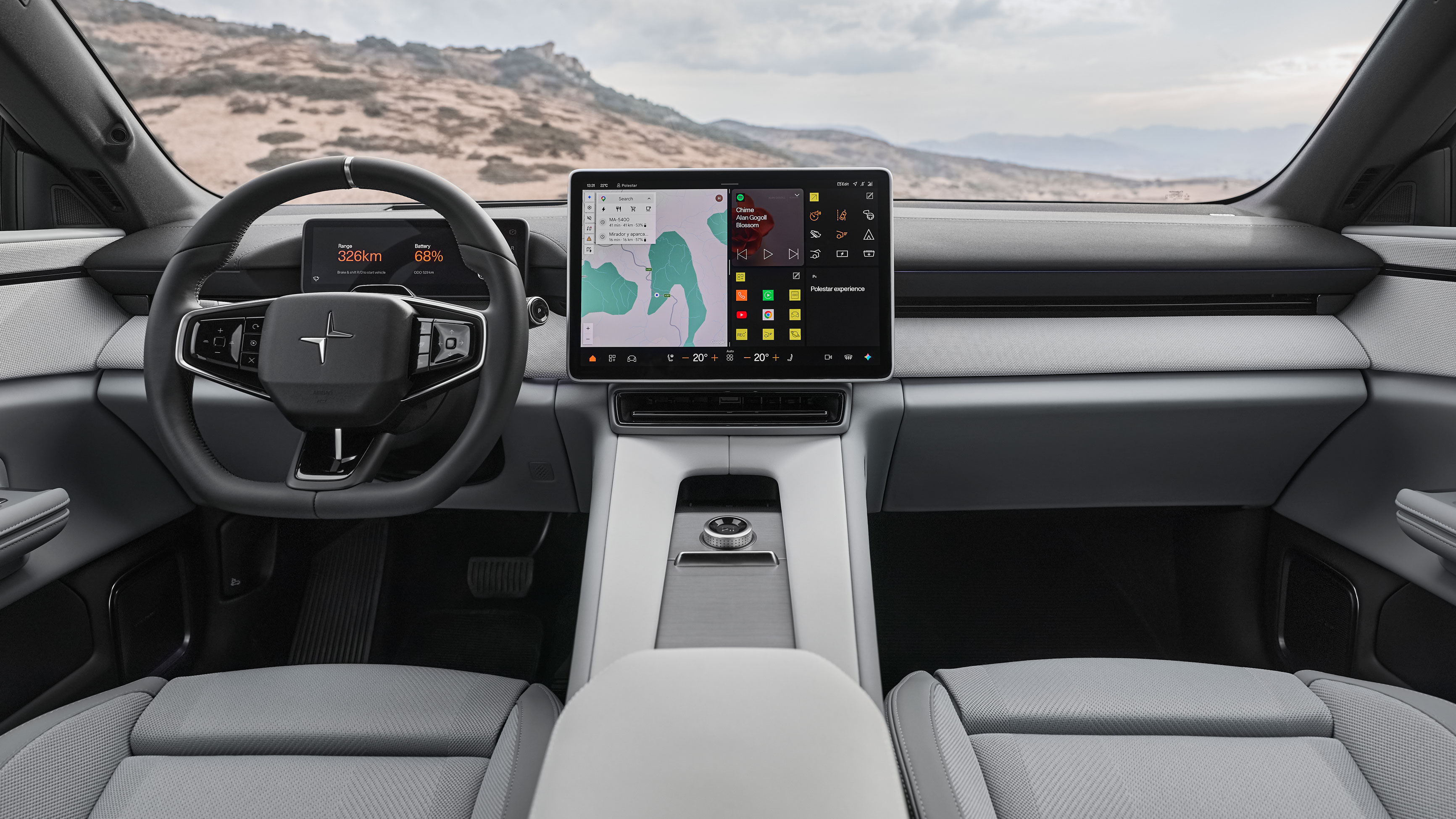 Polestar 4 SUV - dash