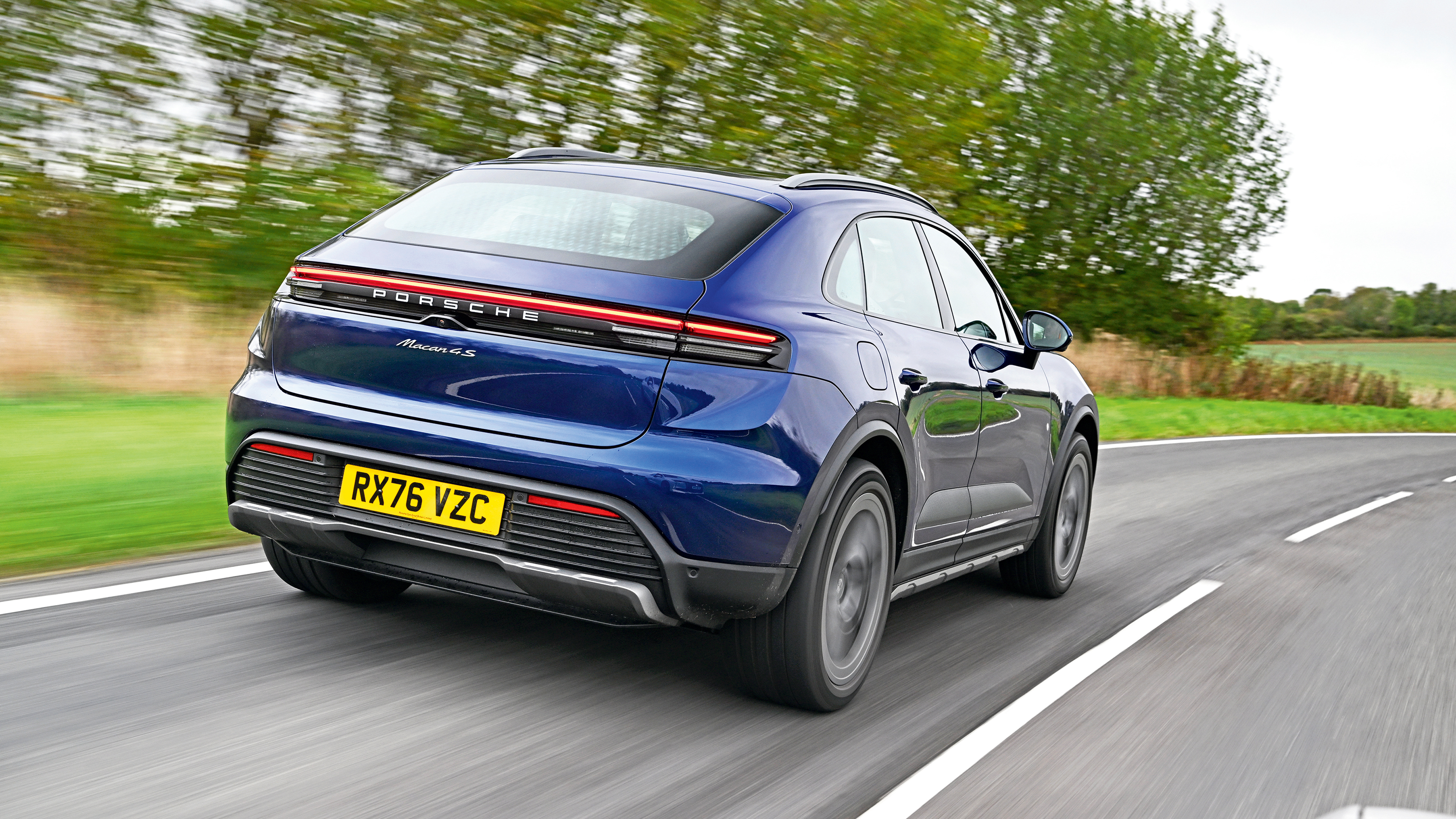 Porsche Macan - rear 3/4
