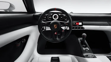 Porsche Mission S concept - dash