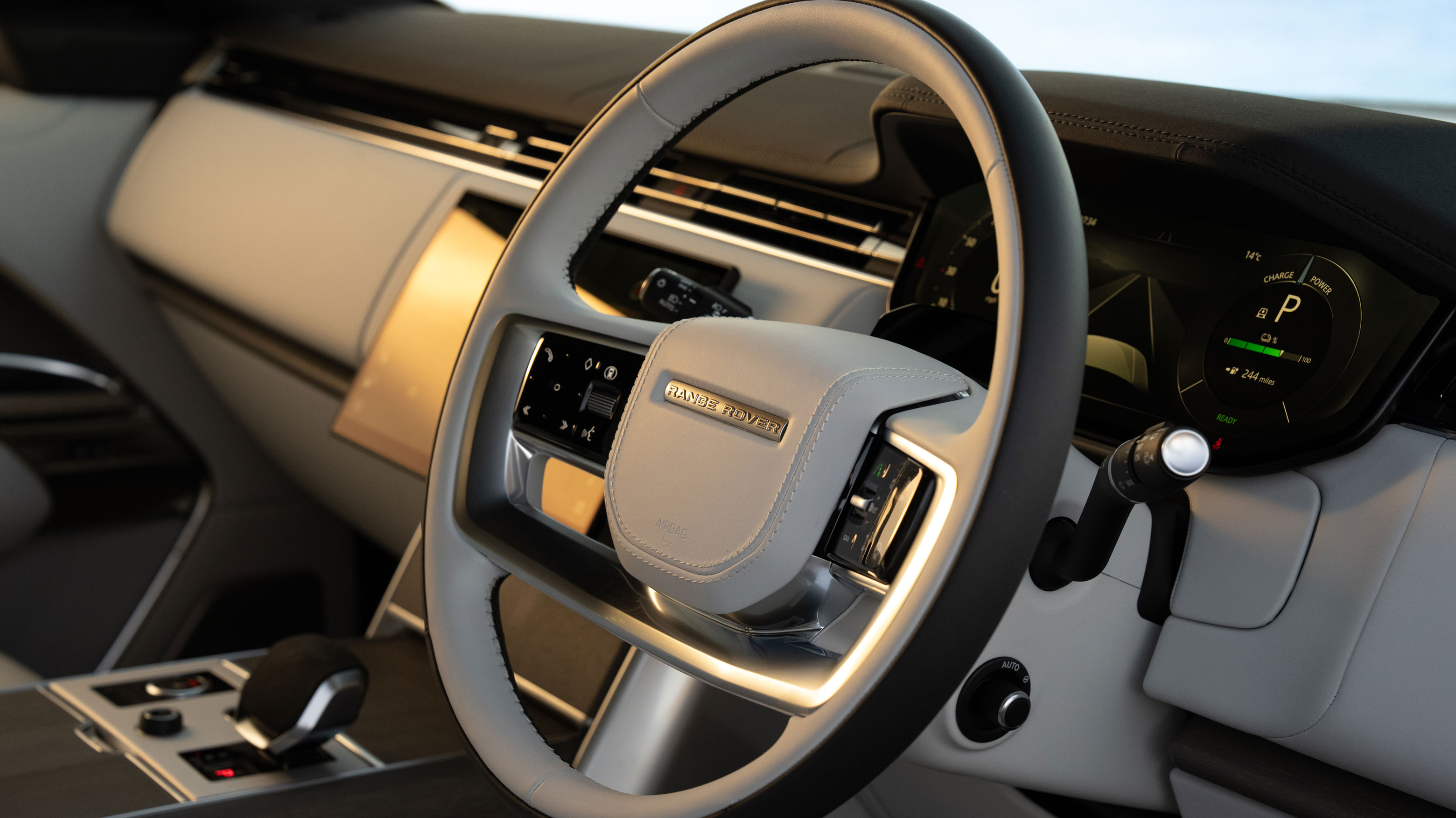 Range Rover Electric - steering wheel