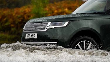 Range Rover Electric - front off-road