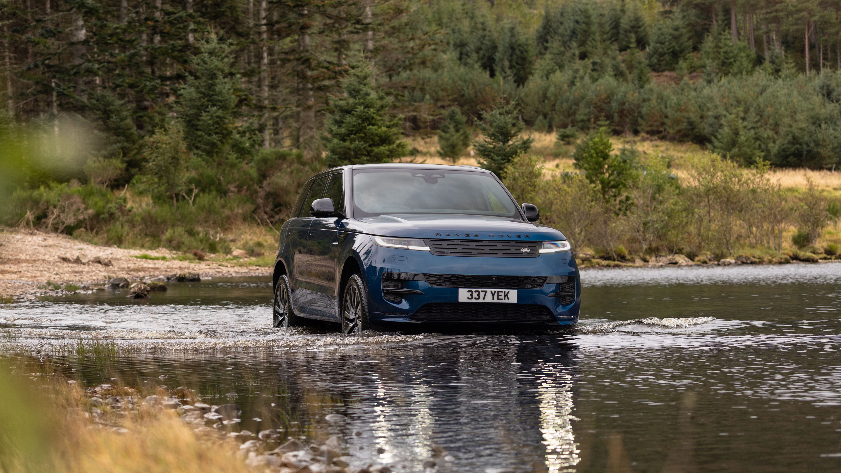 Range Rover Sport Electric - off-road