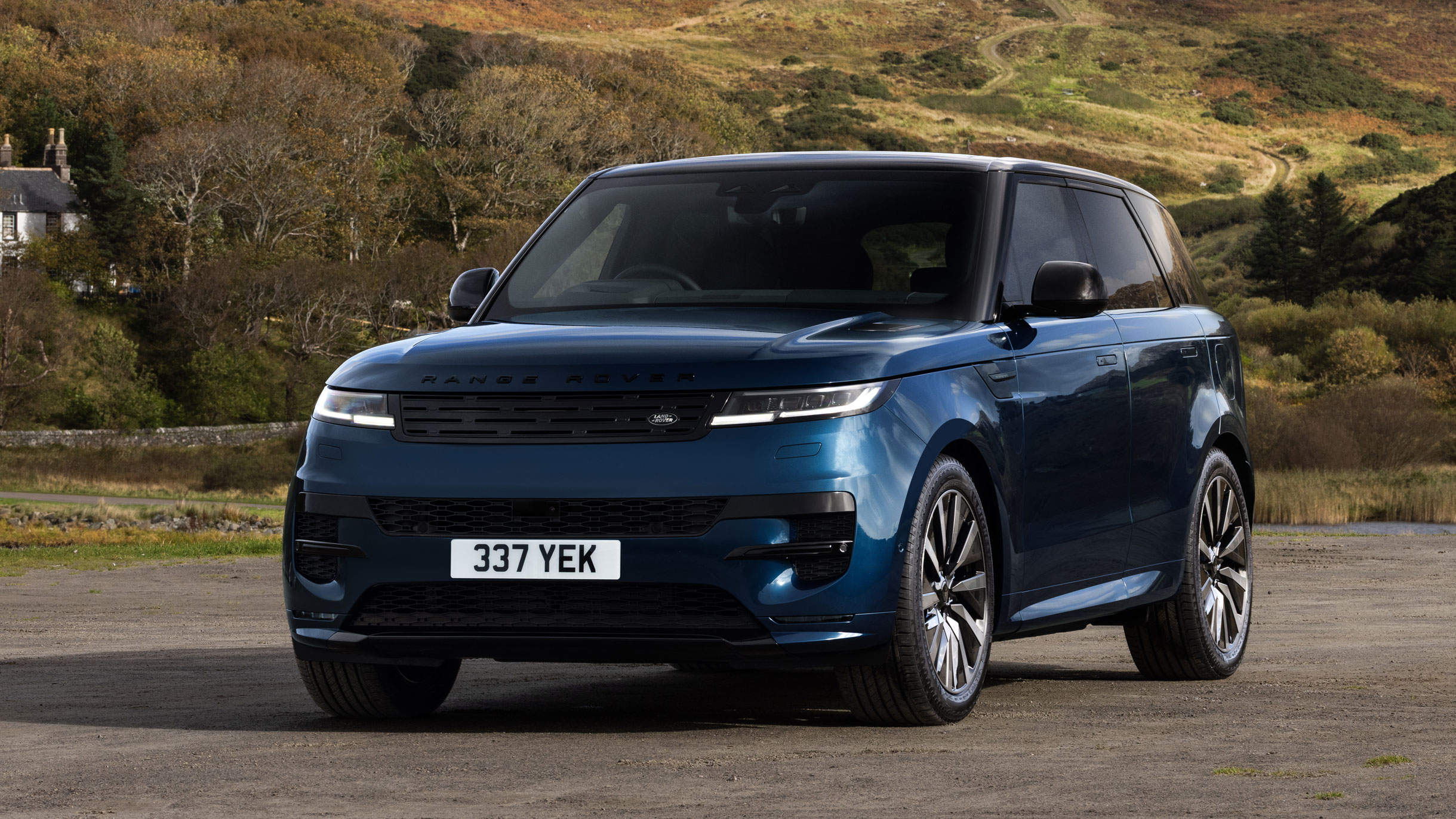 Range Rover Sport Electric - front static