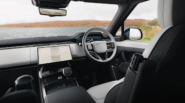 Range Rover Sport Electric - dash