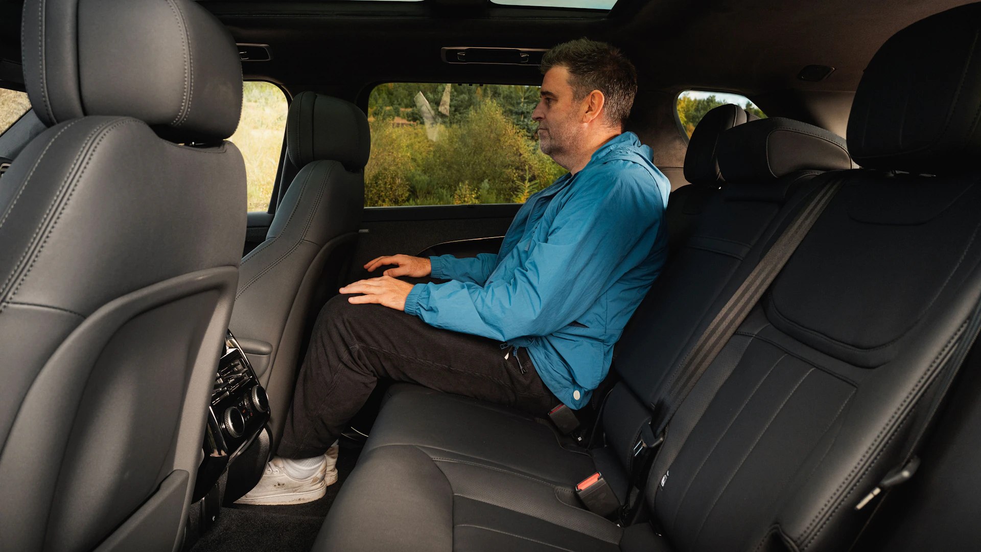 Rech Rover Car Range Rover Sport Electric review | Auto Express