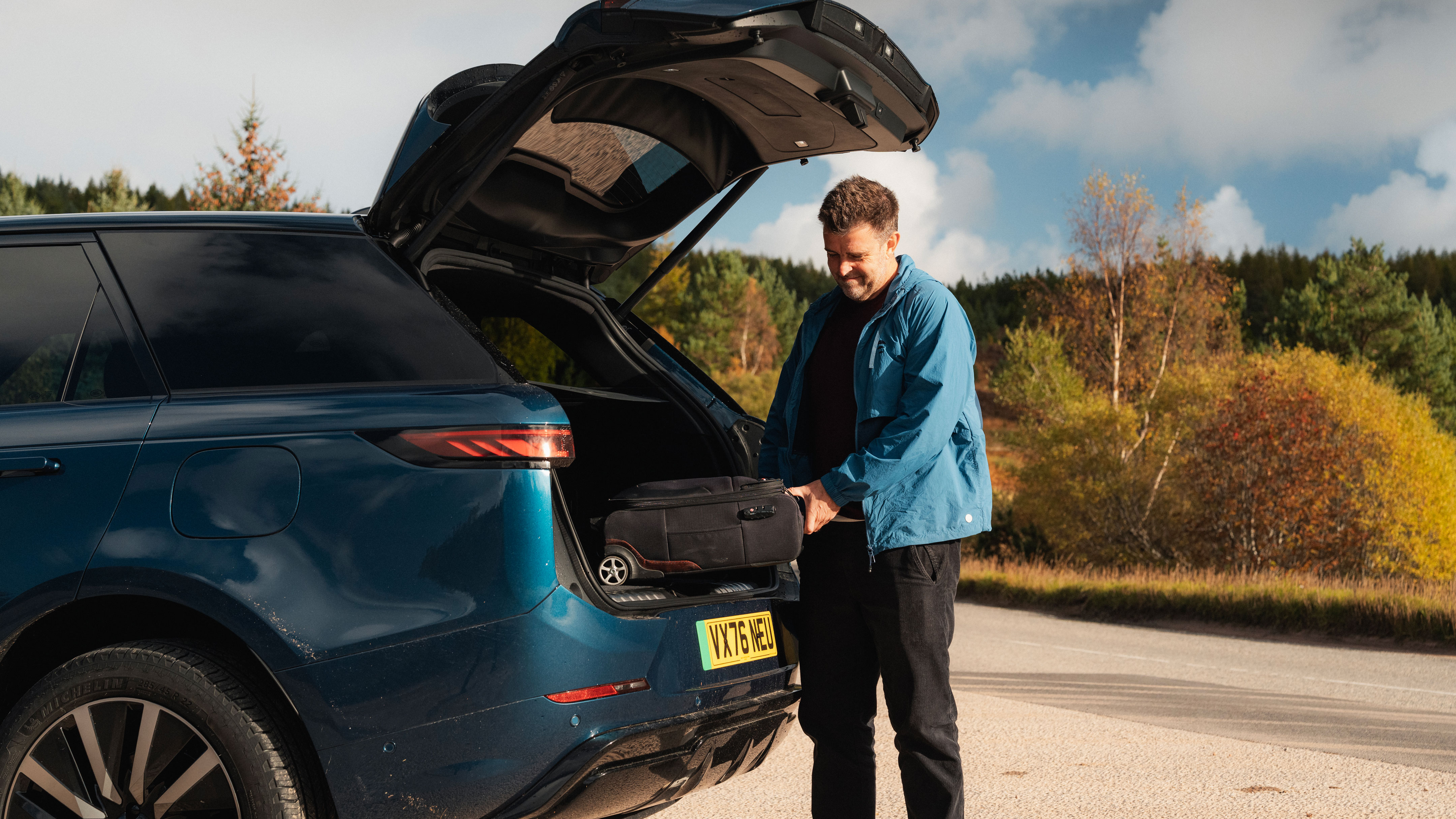 Range Rover Sport Electric - boot