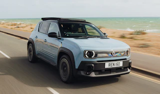 Renault 4 Plein Sud UK - front tracking