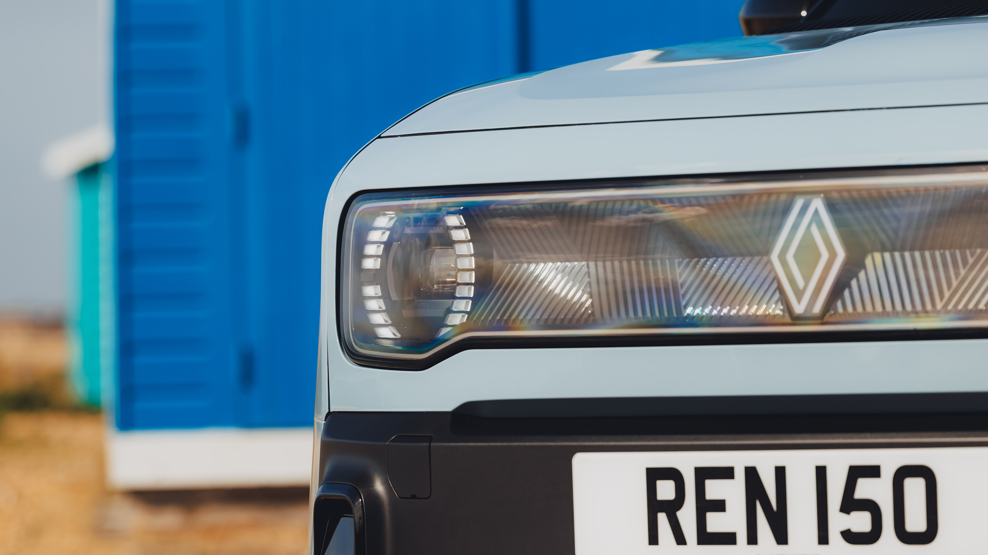 Renault 4 Plein Sud UK - front grille 