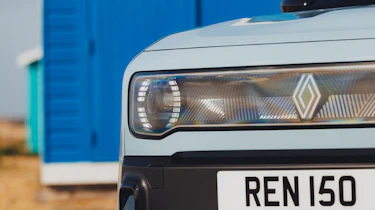Renault 4 Plein Sud UK - front grille