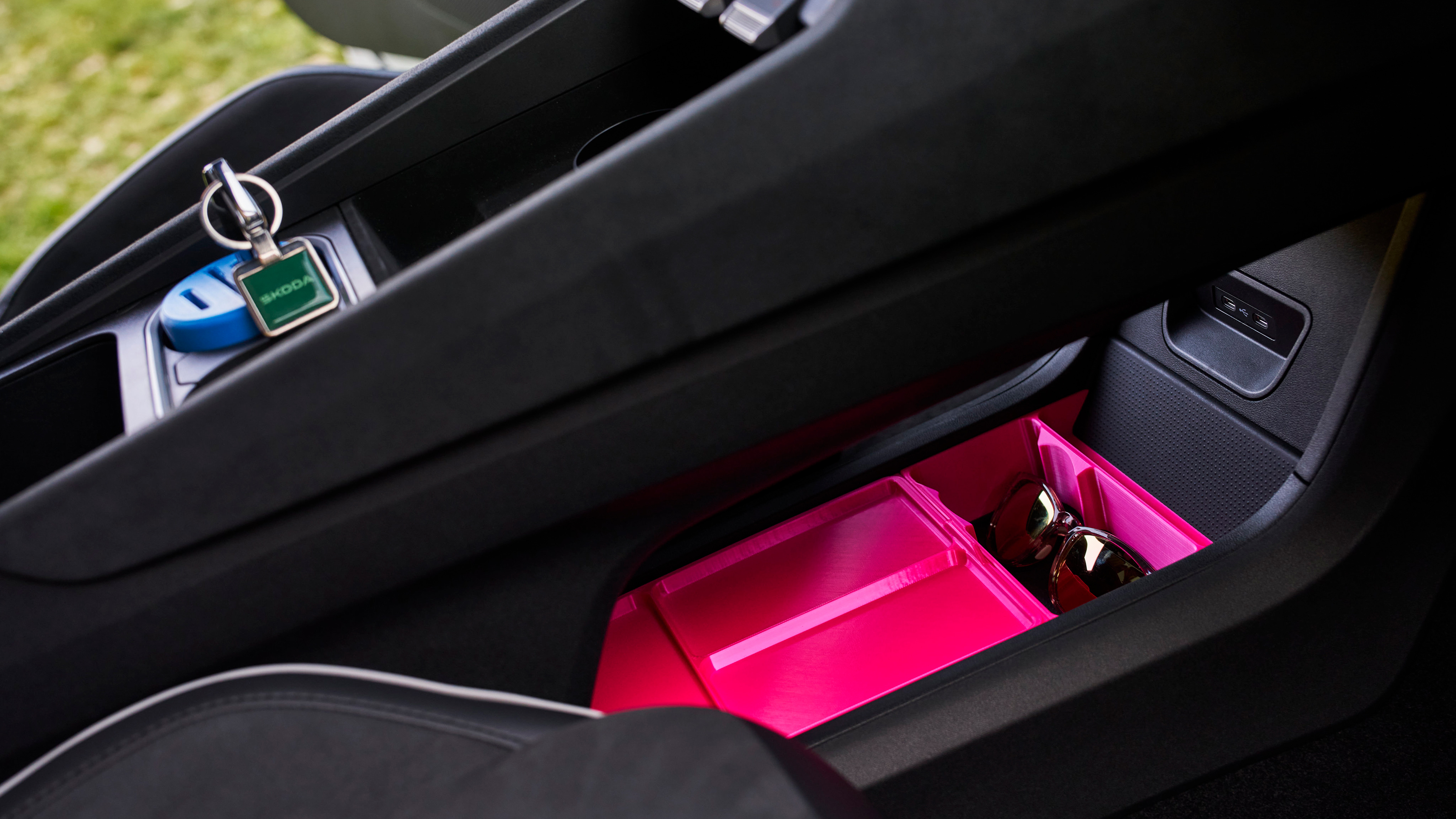 Skoda 3D-printable accessories - sunglasses holder