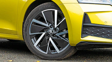 Skoda Octavia Estate - alloy wheel