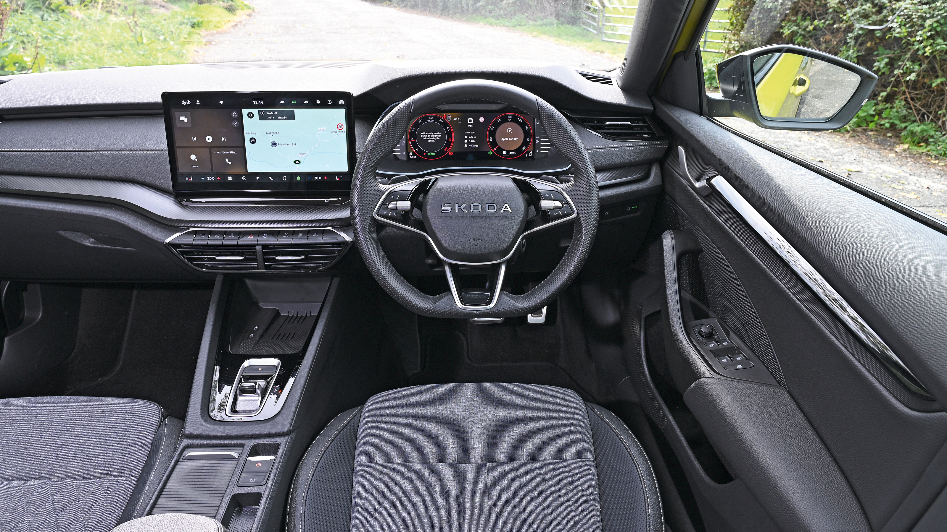 Skoda Octavia Estate - driver view