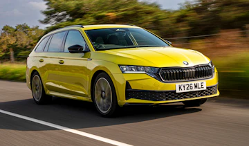 Skoda Octavia Estate - front tracking