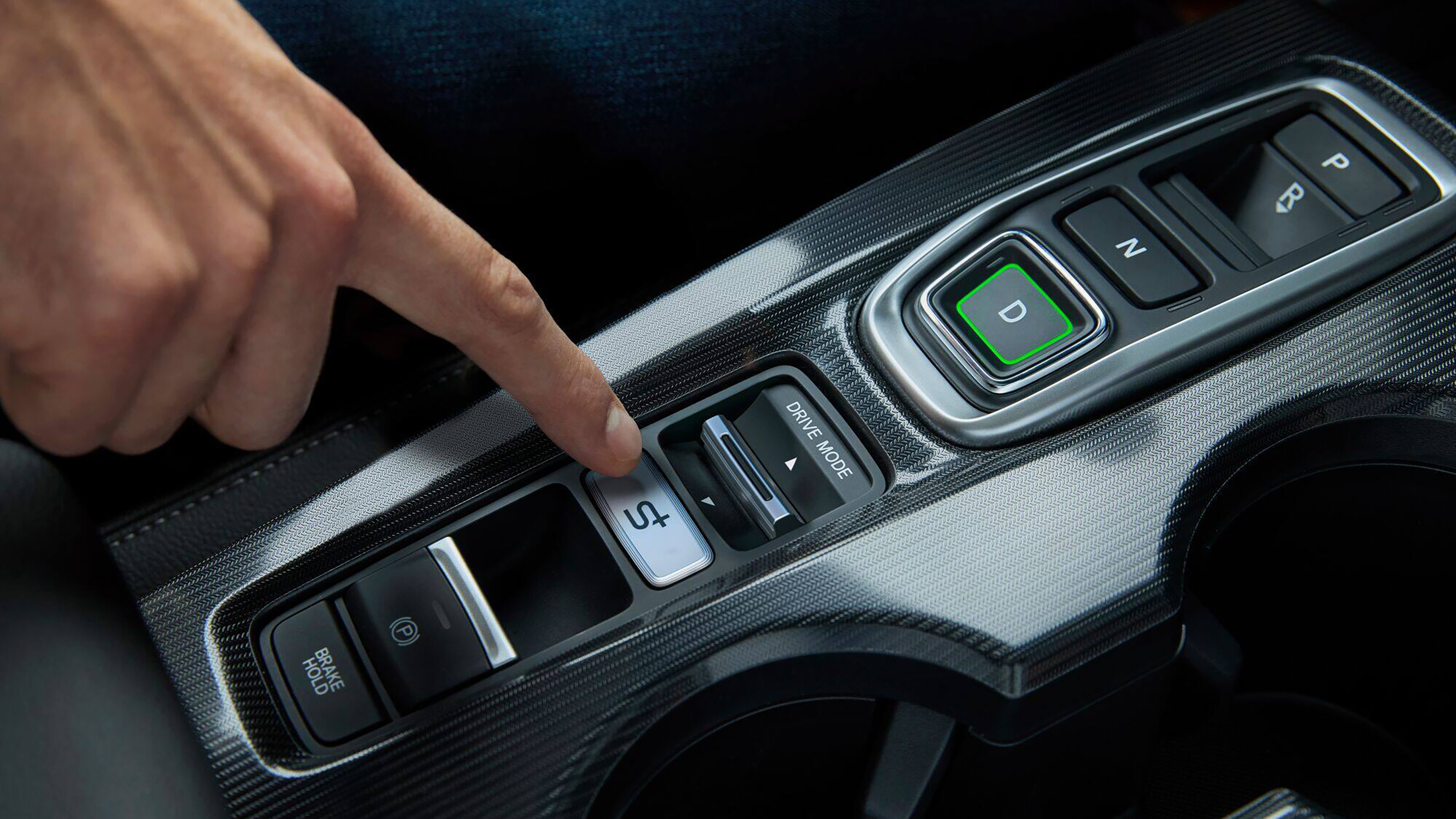 Upgraded Honda Civic e-HEV S+ SHIFT - button
