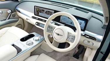 Used Genesis GV60 - dash