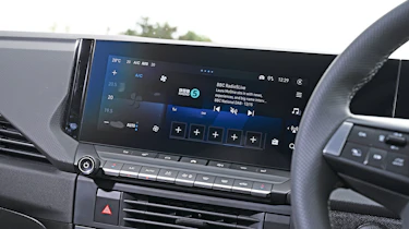 Vauxhall Astra Sports Tourer - infotainment