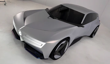Vauxhall STX concept - Paris above