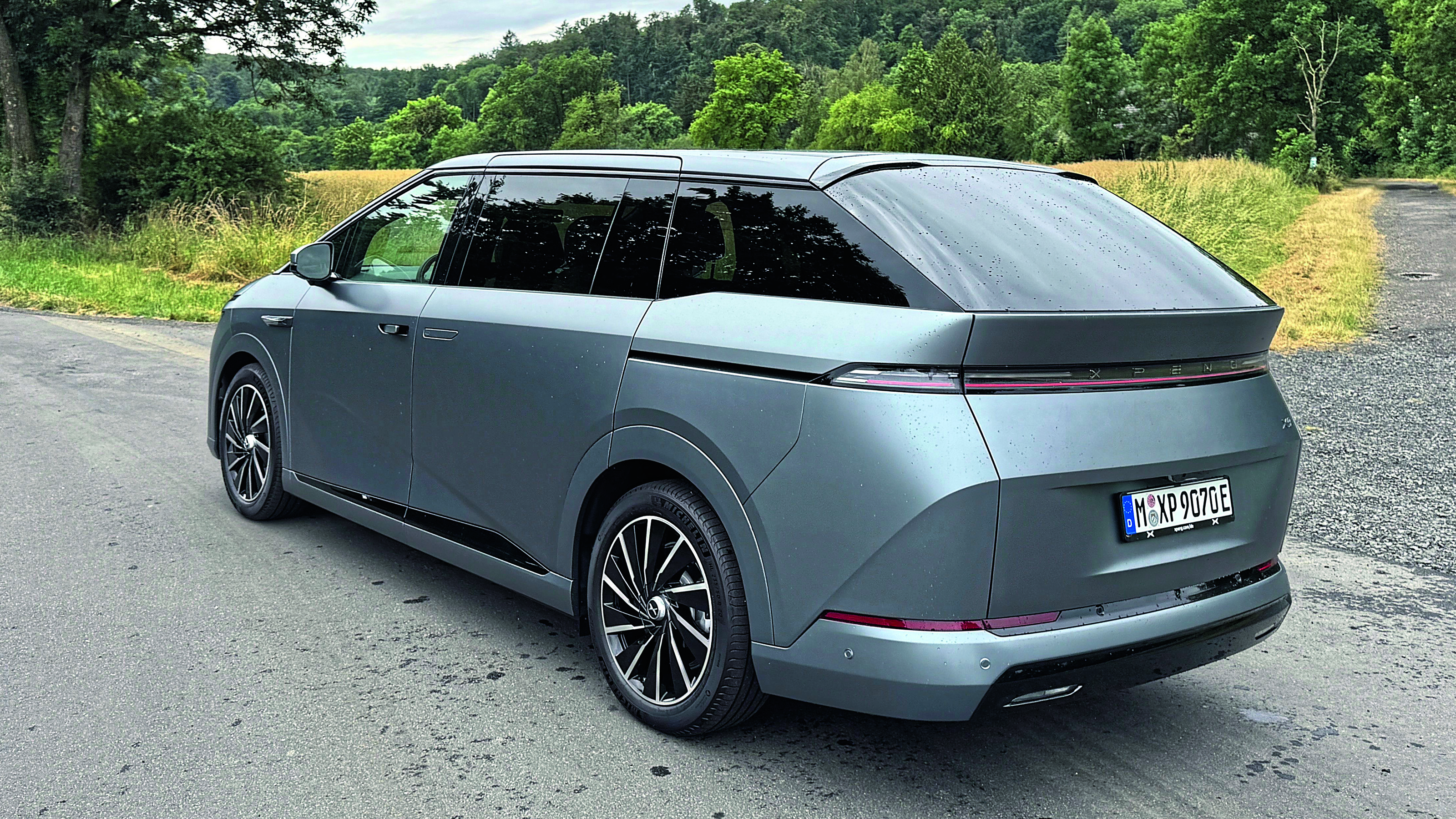 New Xpeng X9 2026 review: a luxury lounge on wheels | Auto Express
