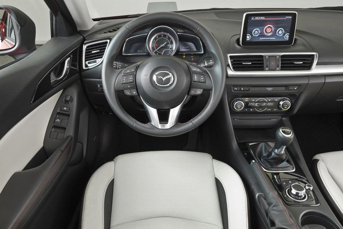 Mazda3 saloon interior