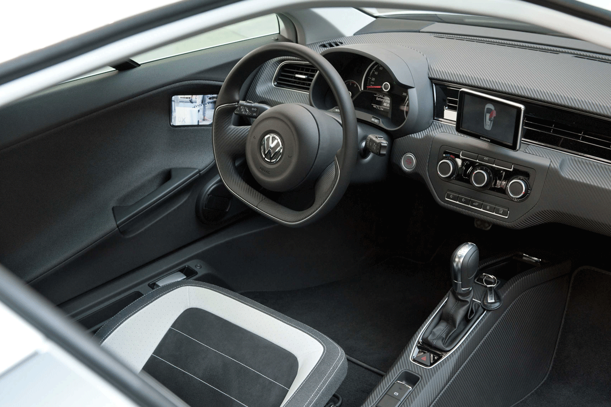 Volkswagen XL1 interior