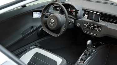 Volkswagen XL1 interior