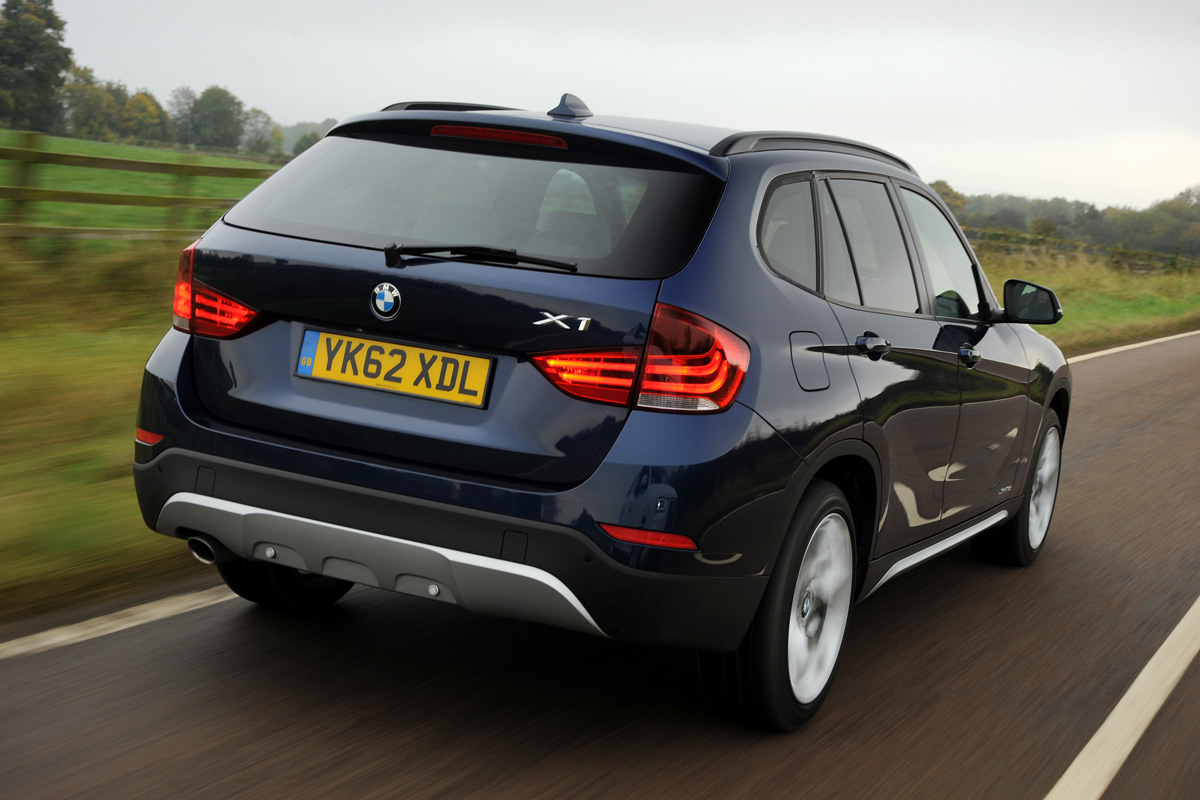 BMW X1 rear tracking