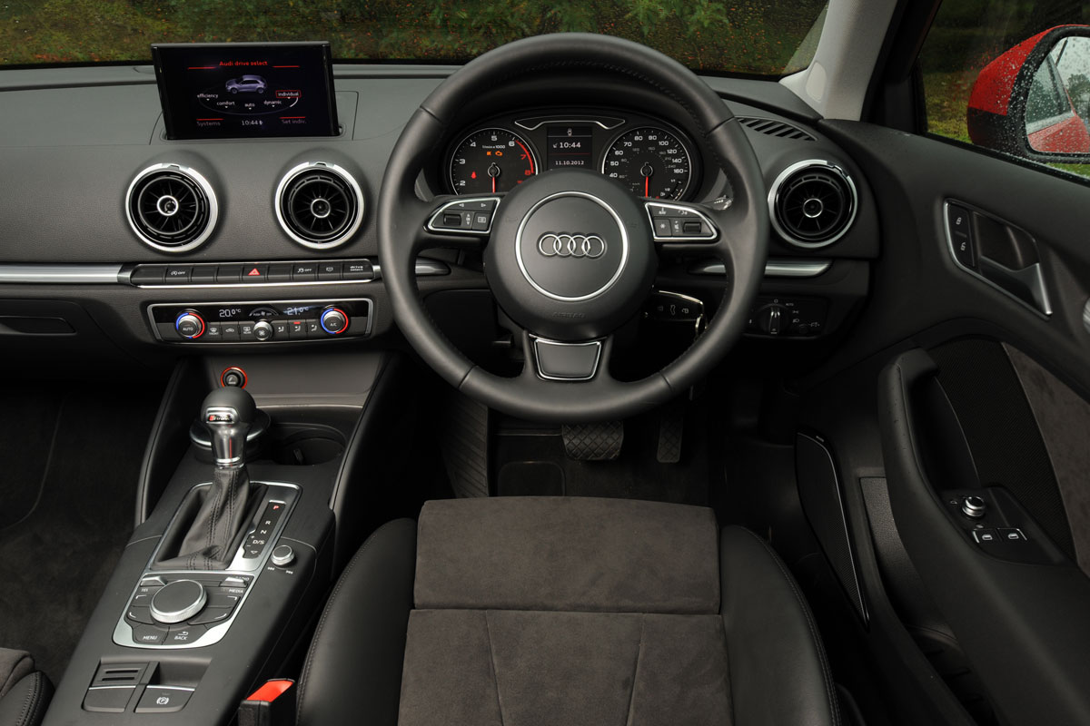 Audi A3 1.8 TFSI interior