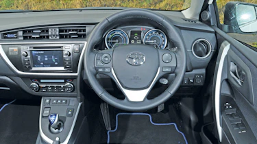 Toyota Auris Hybrid interior
