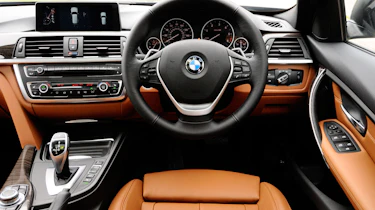 BMW 330d Touring interior