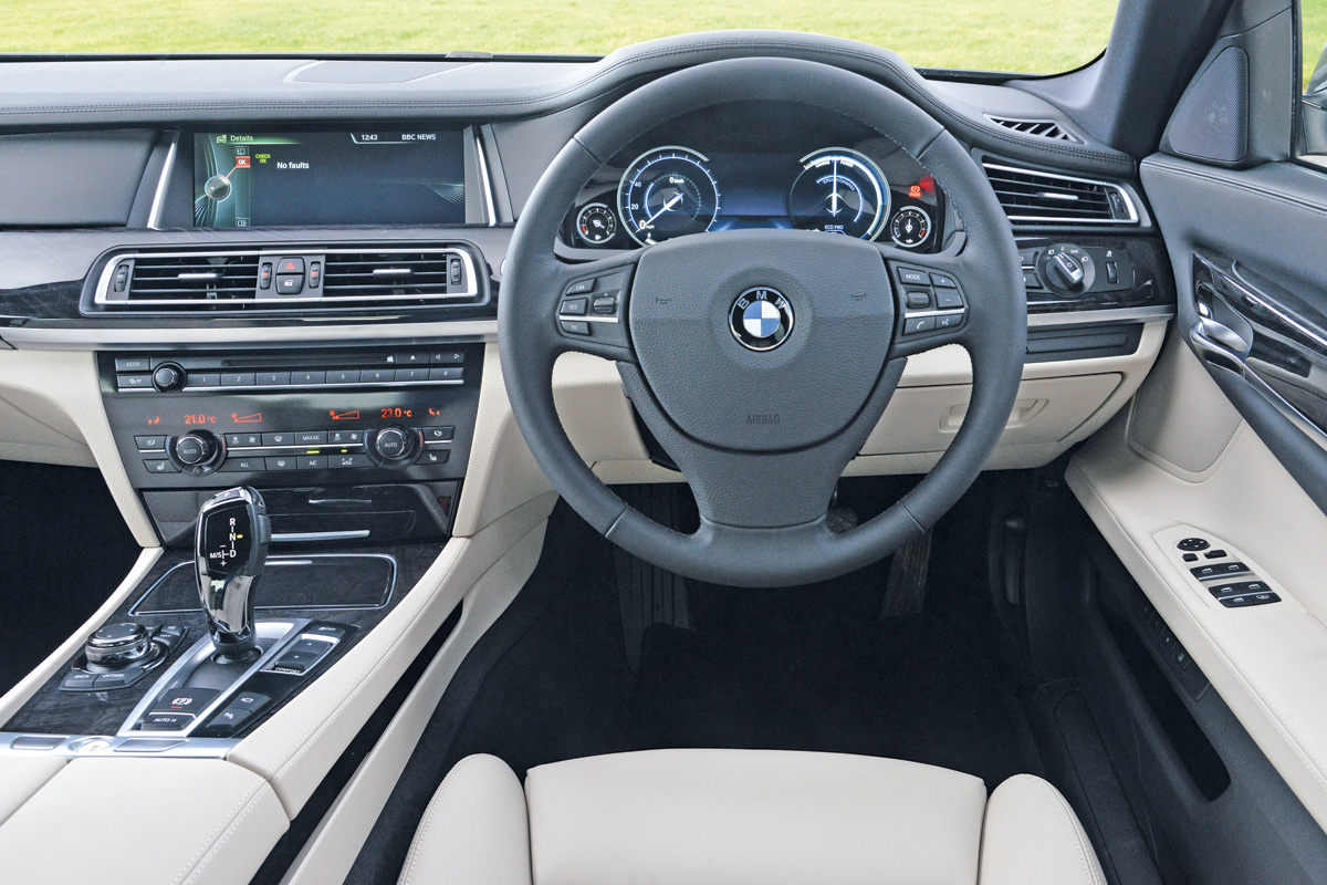 BMW 730Ld interior