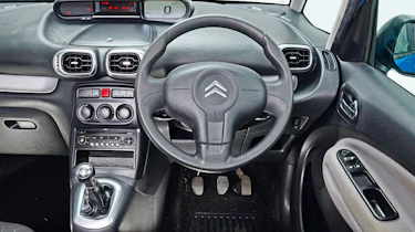 Citroen C3 Picasso interior