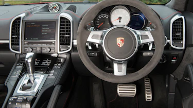 Porsche Cayenne GTS interior