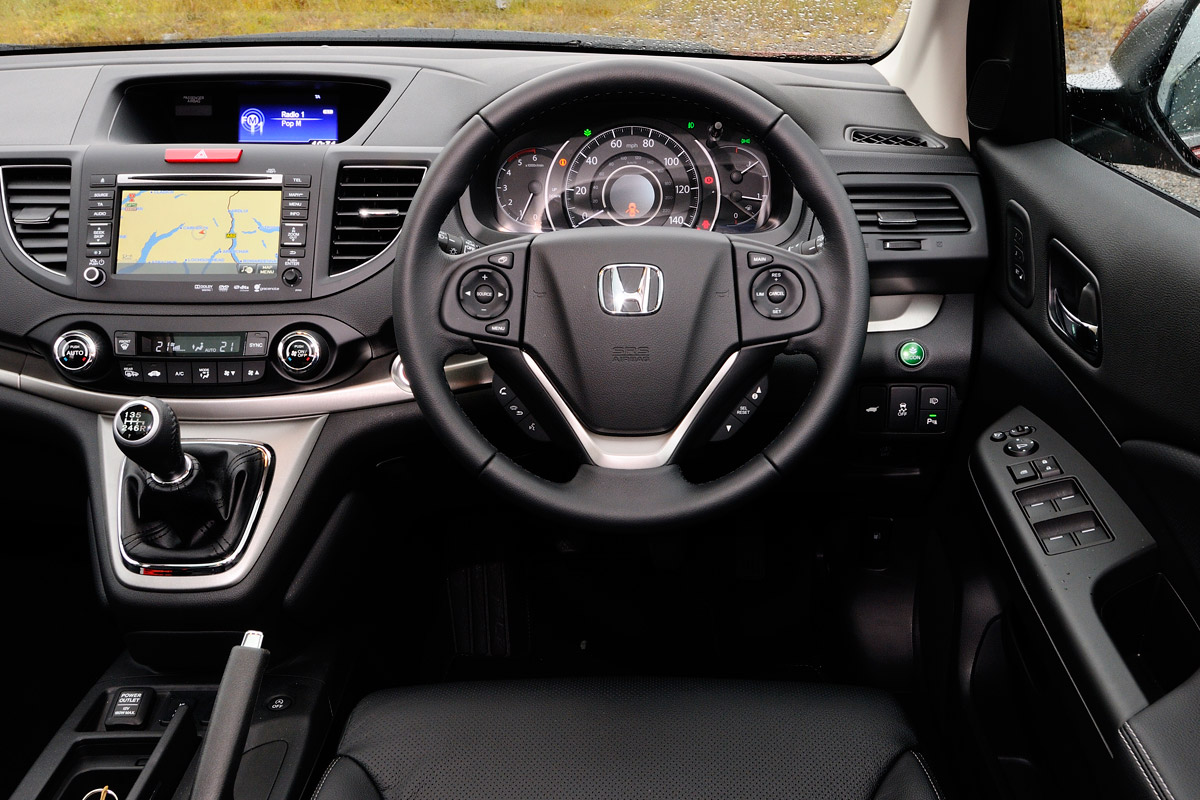 Honda CR-V interior